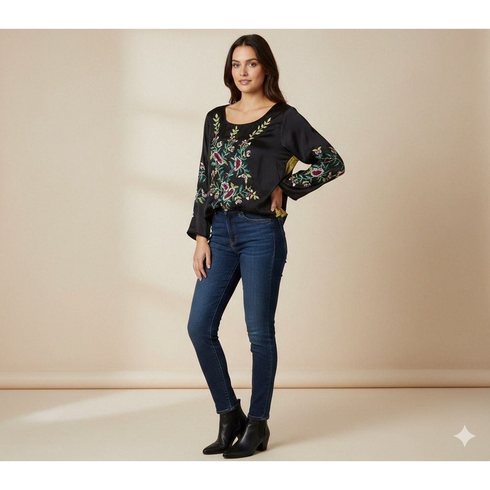 Meena Mahal Poetic Threads Black Satin Floral Embroidered‎ Velvet Crop Blouse L